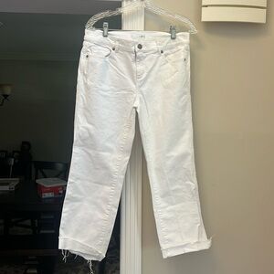 White capri jeans